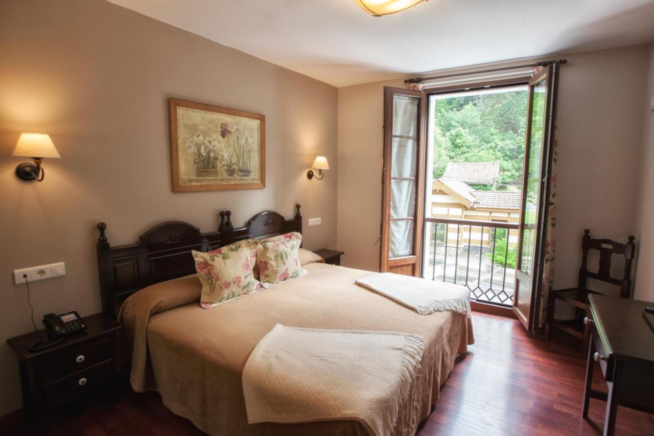 Hotel El Repelao Ковадонга Екстер'єр фото